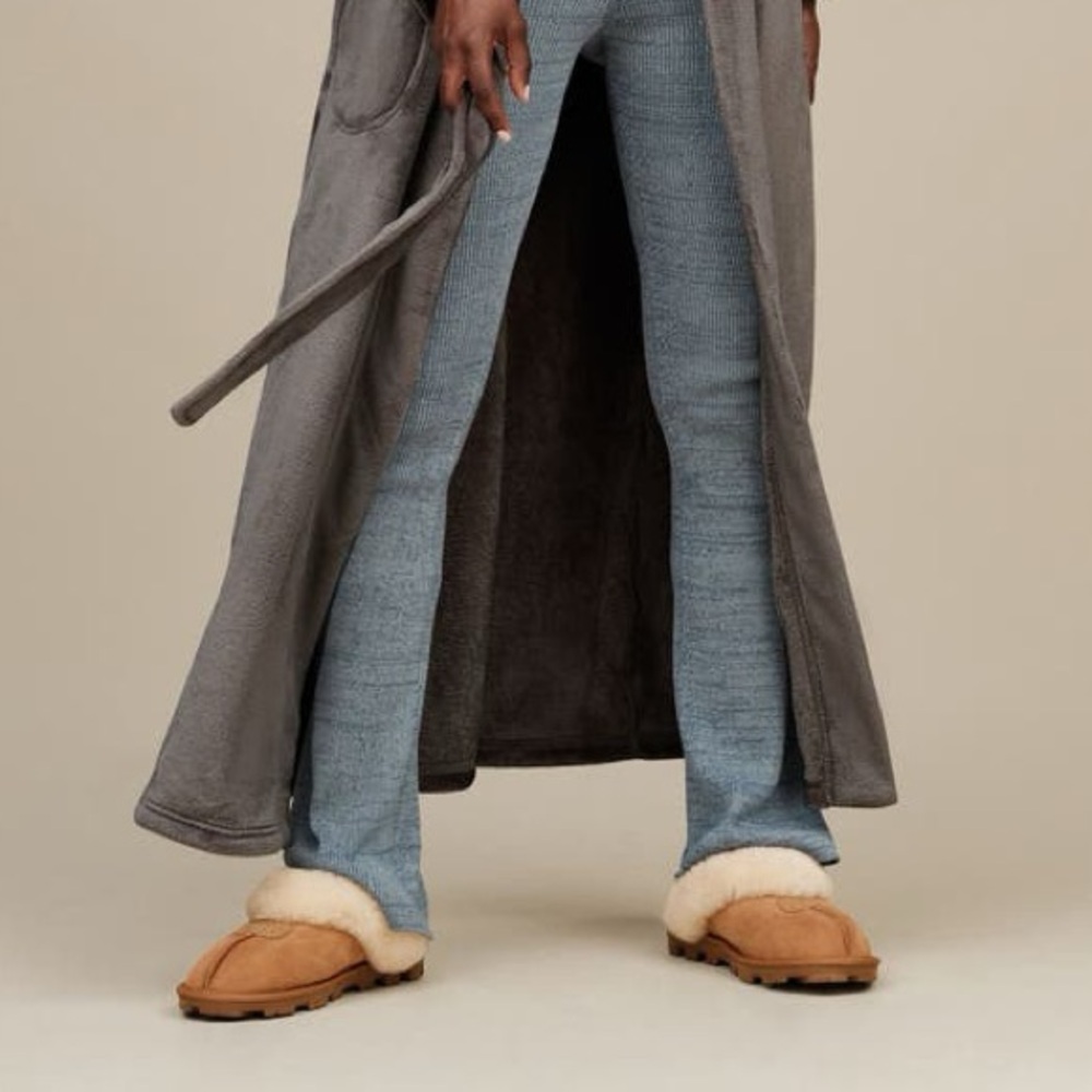 UGG Coquette Shearling Lined Slipper Sz 9